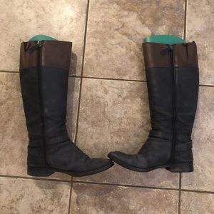 Tall riding boots